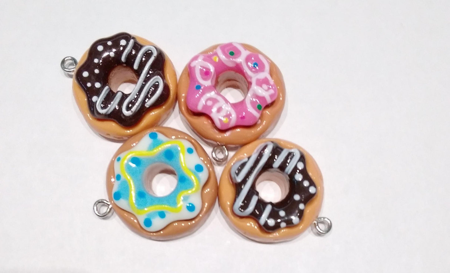 5 Donut charm set