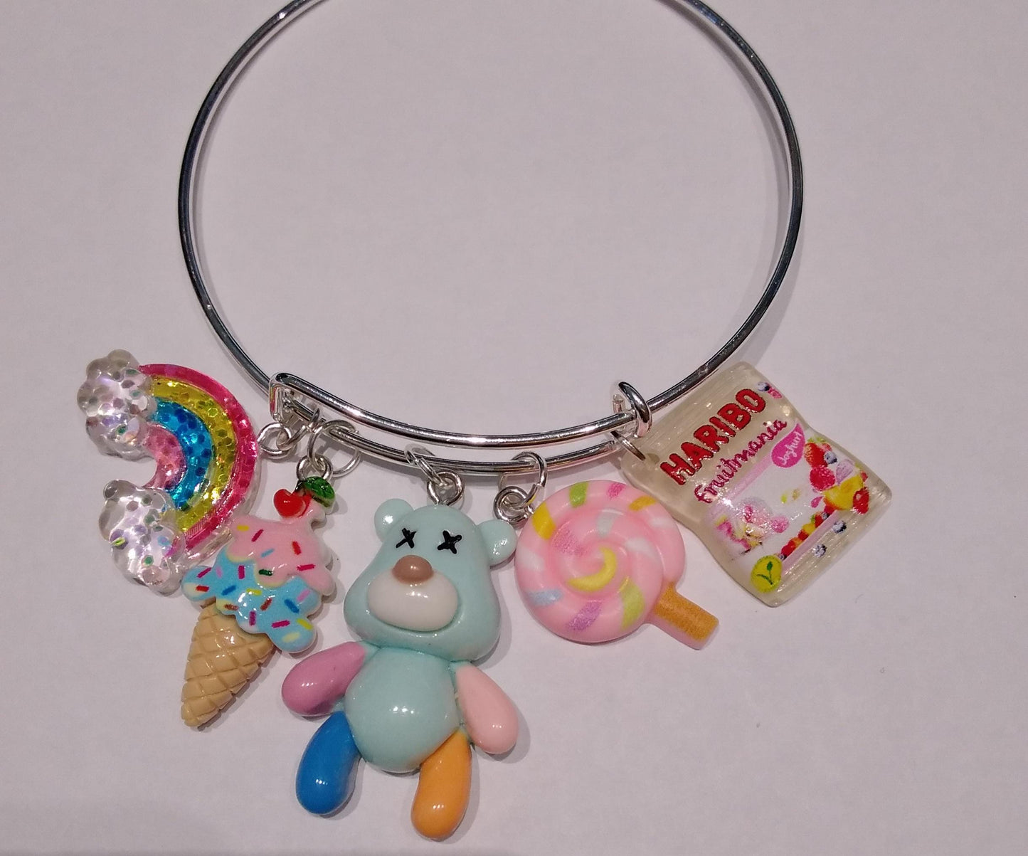 5 piece Cartoon bear color mix charm set